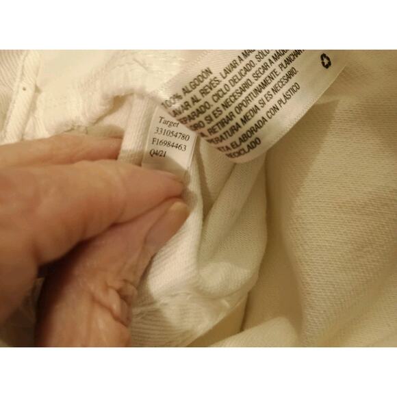 Wild Fable High Rise Bermuda Shorts Destressed Raw Hem Button Fly Women's Sz 4 - Picture 9 of 10